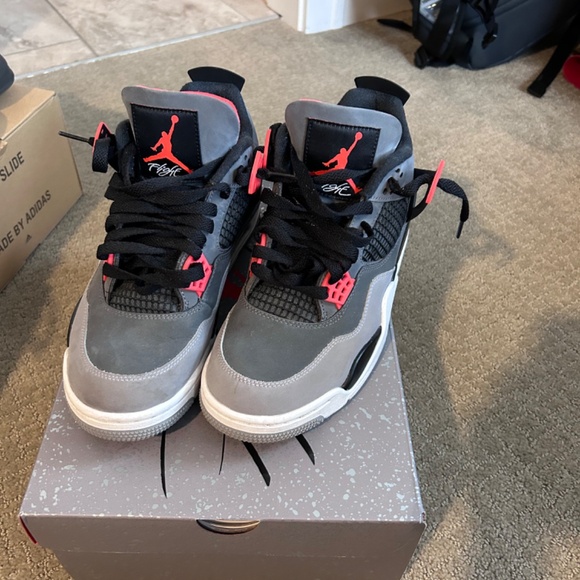 Jordan 4 Retro Infrared